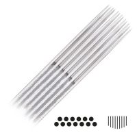 Silberne Magnum Curved Long Taper Tattoonadeln auf weißem Hintergrund
