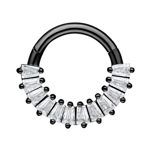 Schwarzer Septum Clicker aus Chirurgenstahl mit klaren Kristallen auf weißem Hintergrund