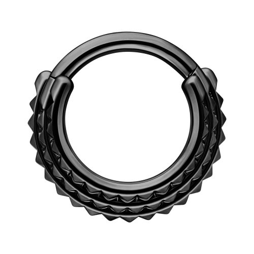 Schwarzer Septum Clicker mit dreifachen Spikes auf weißem Hintergrund