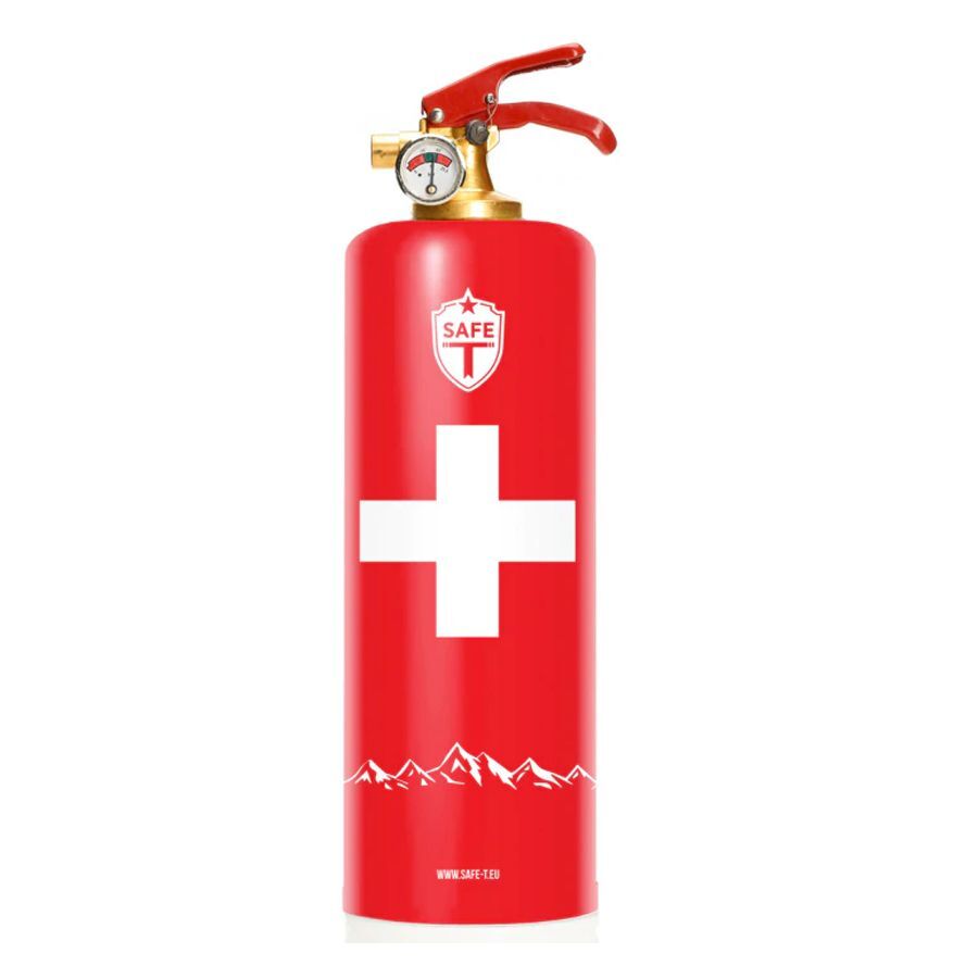 Roter Feuerlöscher mit Messingventil und Schweizer Kreuz auf weißem Hintergrund