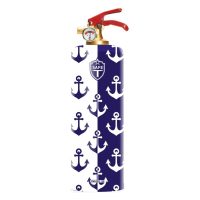 Weißer Feuerlöscher mit blauem Anker-Muster und rotem Hebel auf weißem Hintergrund
