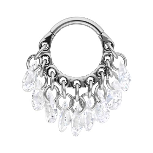 Silberner Hinged Ring mit klaren Kristalltropfen auf weißem Hintergrund