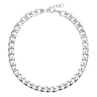 Silberne Chunky Kette aus Chirurgenstahl 316L auf weißem Hintergrund