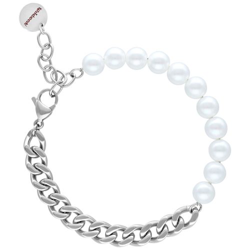 Silberfarbenes Chunky Pearl Armband mit Perlen und Kettengliedern auf weißem Hintergrund