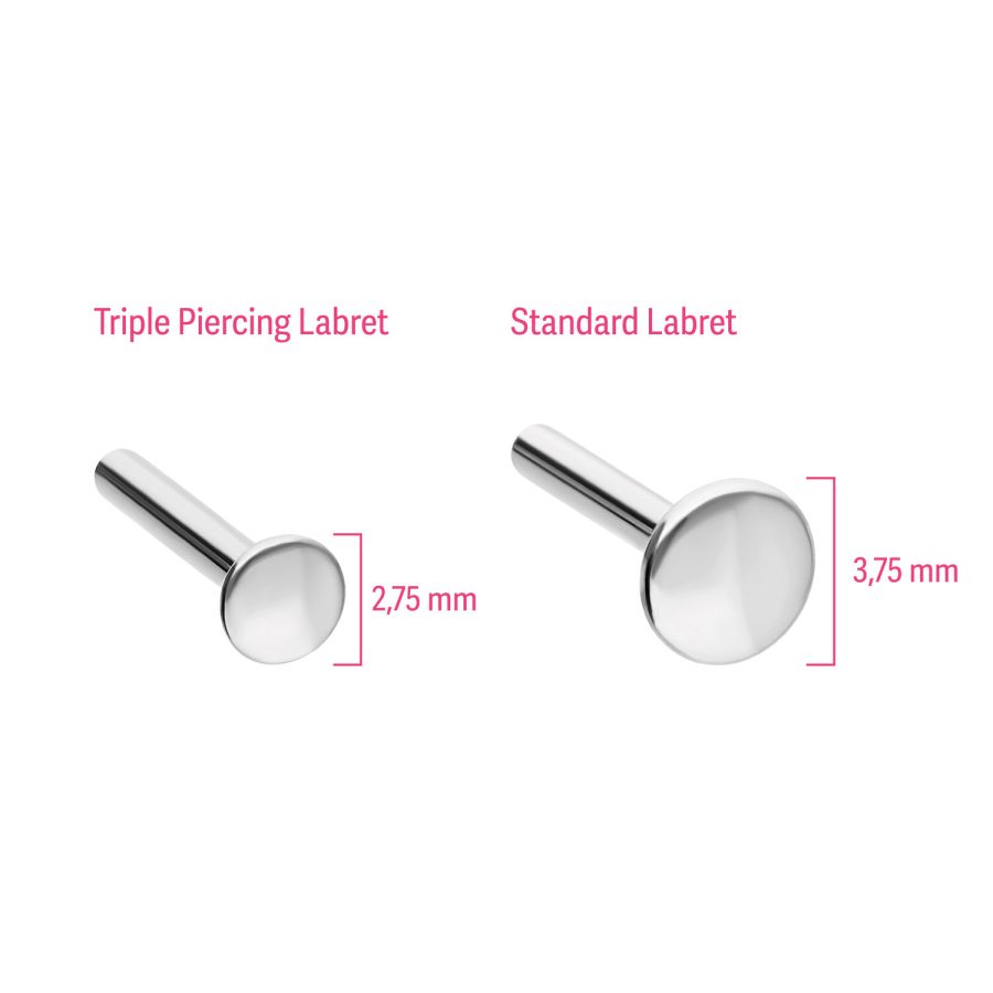 Zwei silberne Labrets auf weißem Hintergrund, links 2,75 mm, rechts 3,75 mm