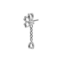 Silberner Piercing-Aufsatz in Blumenform mit Kristallkette auf weißem Hintergrund