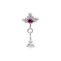 Silberner Piercing-Aufsatz mit rotem Kristall und ovalem Anhänger auf weißem Hintergrund.