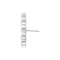 Silberner metallischer Push Fit Leaf Aufsatz auf weißem Hintergrund