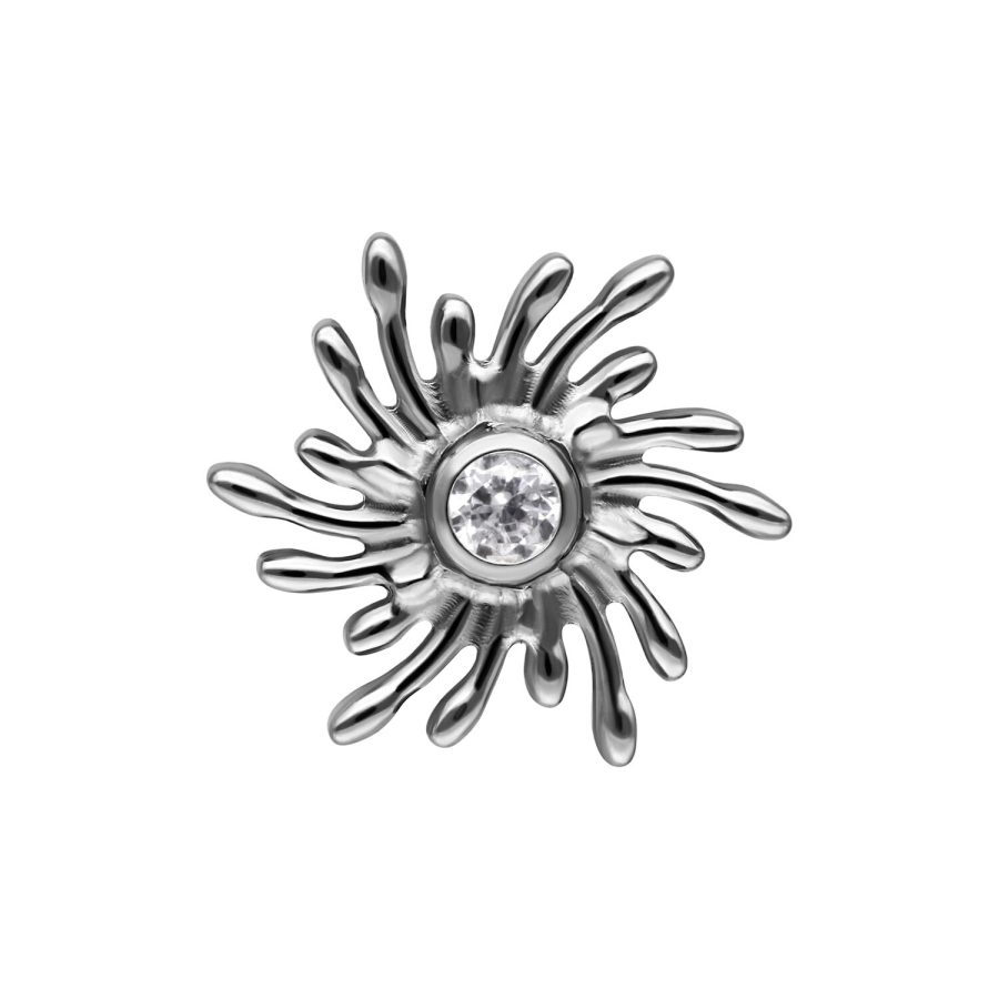 Silberner Sunburst Aufsatz mit klarem Kristall auf weißem Hintergrund