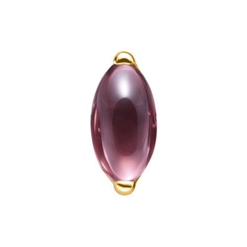 Ovaler Amethyst Stein in goldener Fassung auf weißem Hintergrund
