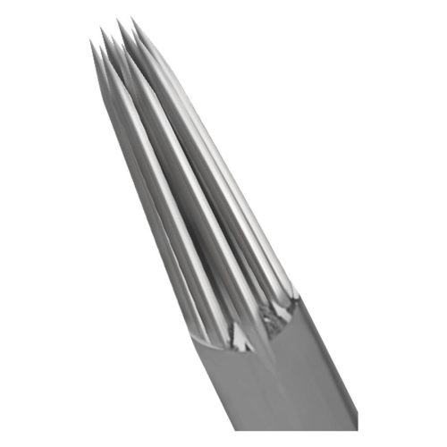 Nahaufnahme von Kwadron™ Round Liner Tattoonadeln aus Chirurgenstahl 316L auf weißem Hintergrund