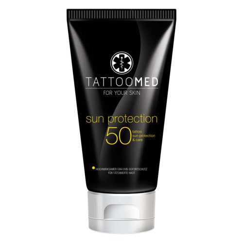 Schwarze Tube TattooMed® Sun Protection LSF50 auf weißem Hintergrund