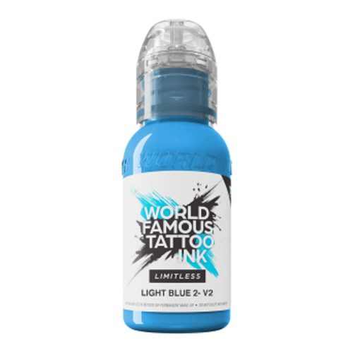 Blaue Tattoofarbe Flasche, 30 ml, vor weißem Hintergrund