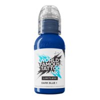 Dunkelblaue Tätowierfarbe, 30ml Flasche auf weißem Hintergrund