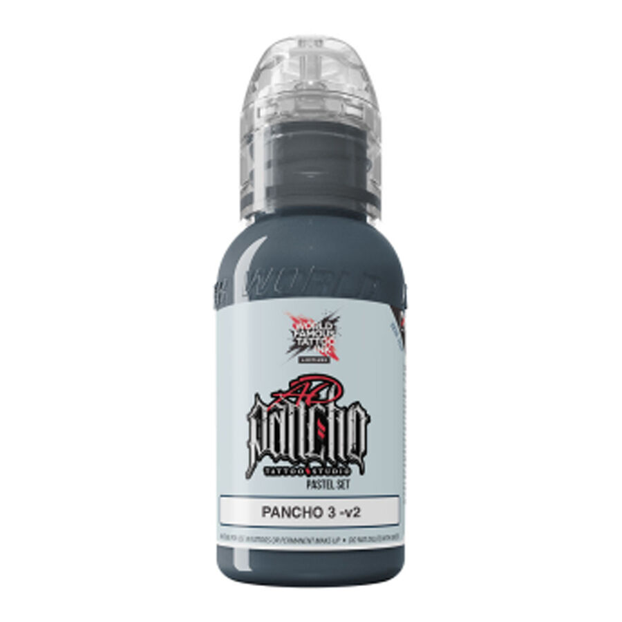Tattoo Tinte in pastellgrauer Flasche mit transparentem Deckel auf weißem Hintergrund