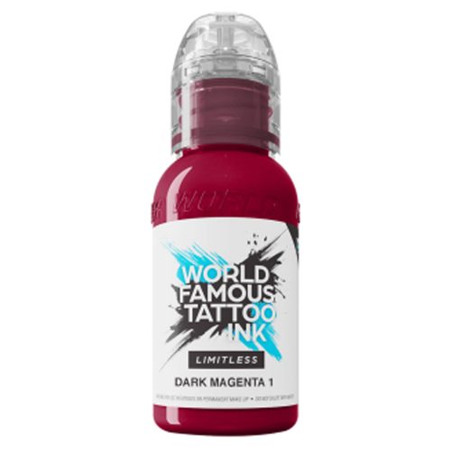 Flasche mit World Famous Tattoo Ink Limitless Dark Magenta auf weißem Hintergrund