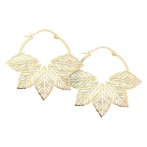 Goldene Abey Hoops Ohrringe mit filigranem Blattdesign auf weißem Hintergrund