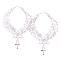 Kreisförmige Ohrringe mit Flügeln und Ankh-Symbol in Silber auf weißem Hintergrund