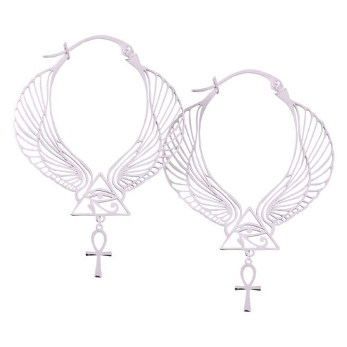 Silberne Ohrringe in Form von Cleopatra Hoops mit Flügeln und Ankh-Symbol auf weißem Hintergrund
