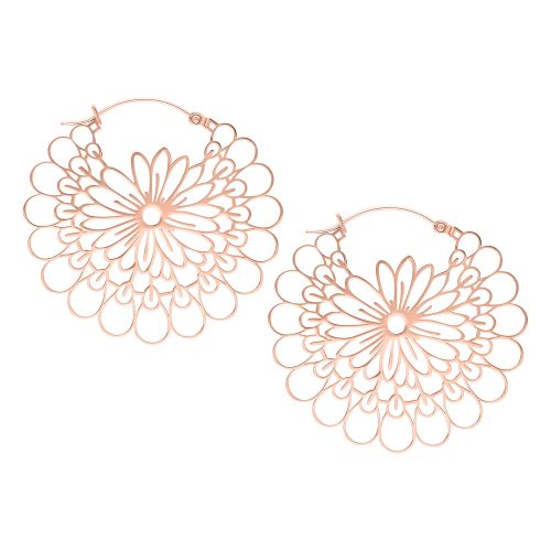 Roségoldene Daisy Hoops Ohrringe aus Chirurgenstahl auf weißem Hintergrund