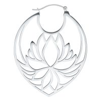Silberne Lotus Hoops Ohrringe aus Edelstahl auf weißem Hintergrund