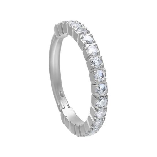 Silberner Clicker-Ring mit klaren Kristallen auf weißem Hintergrund
