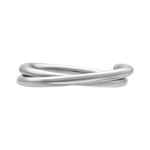 Silberner Piercing Ring mit gekreuztem Design auf weißem Hintergrund