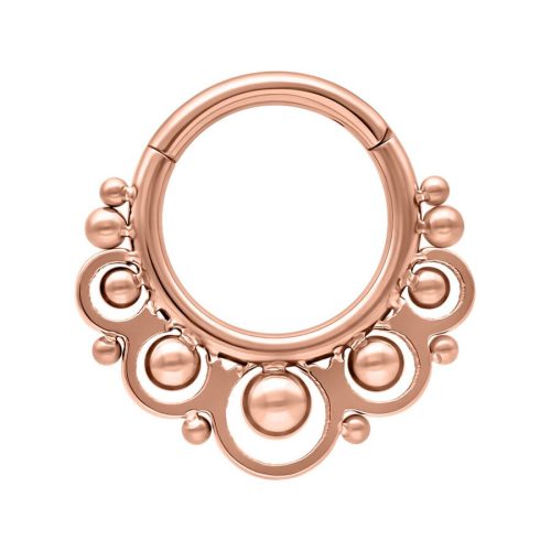 Roségoldenes Piercing in Ringform mit dekorativen Kugeln auf weißem Hintergrund