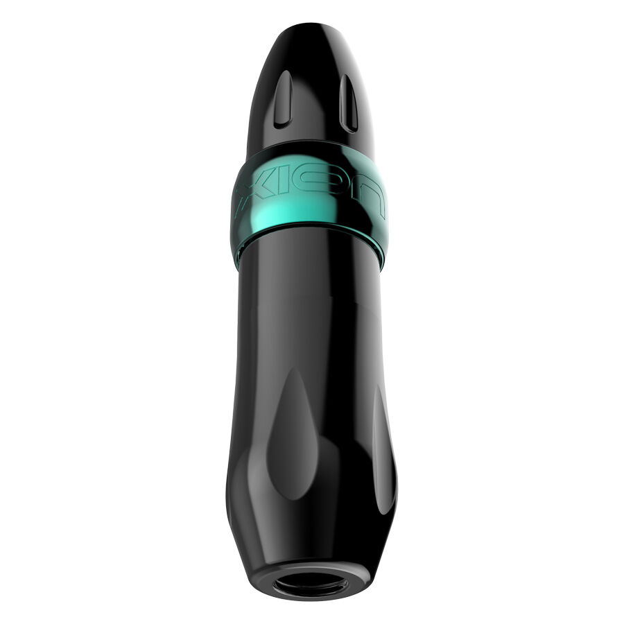 Schwarzer Xion Pen mit blauem Ring auf weißem Hintergrund