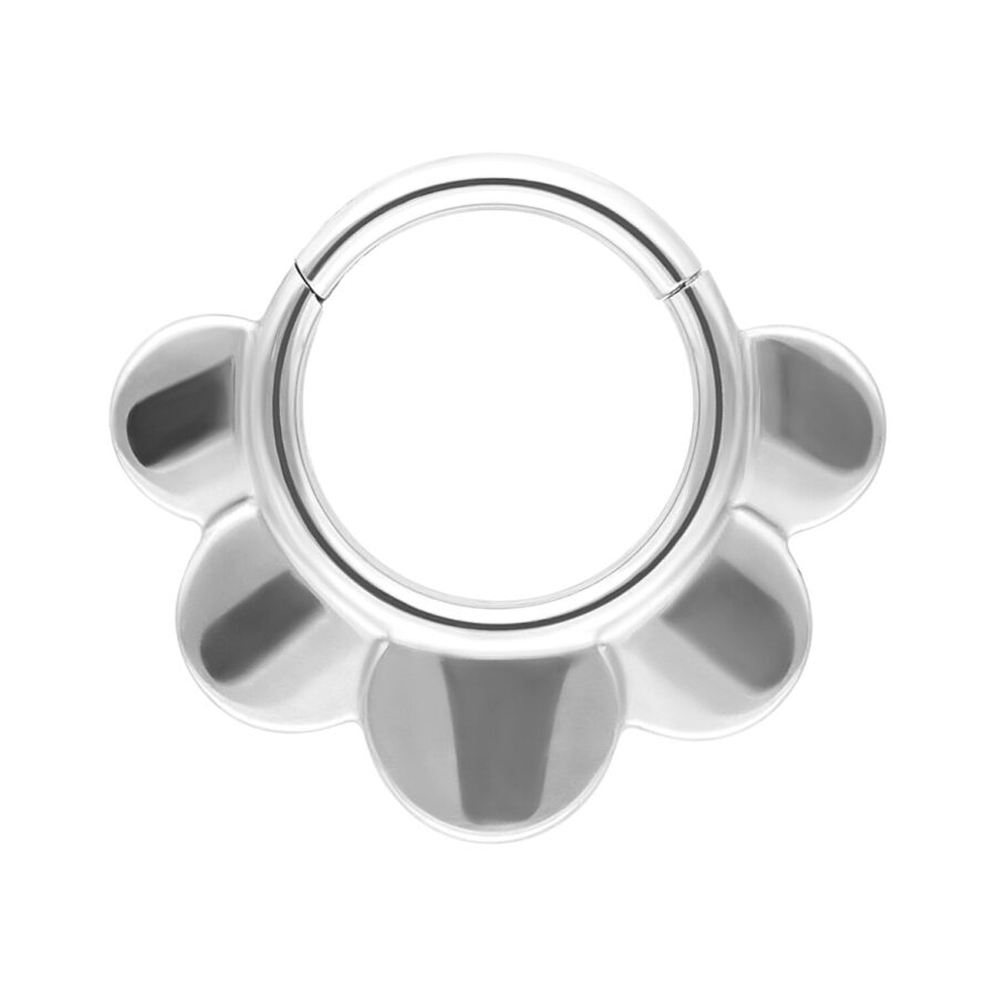 Silberner Half Flower Clicker mit blütenförmigem Design auf weißem Hintergrund